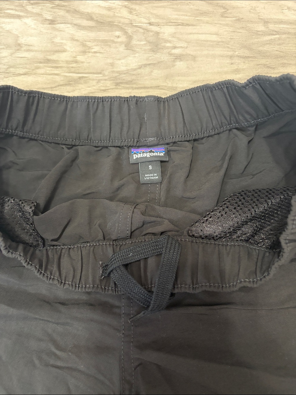 Patagonia Black Women's Athletic Shorts with Elastic Waist - Picture 4 of 6